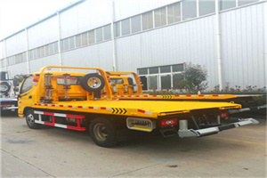 萍乡附近拖车救援搭电